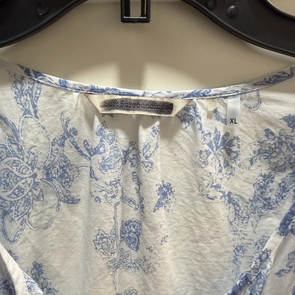 Soft Surroundings Cotton Nimes Floral Eyelet Tunic - Picture 15 of 16